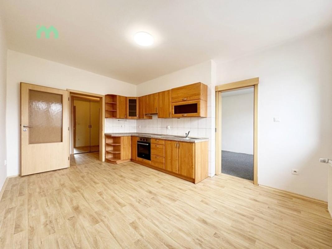 Pronájem bytu 2+1 60 m² — fotografie 8
