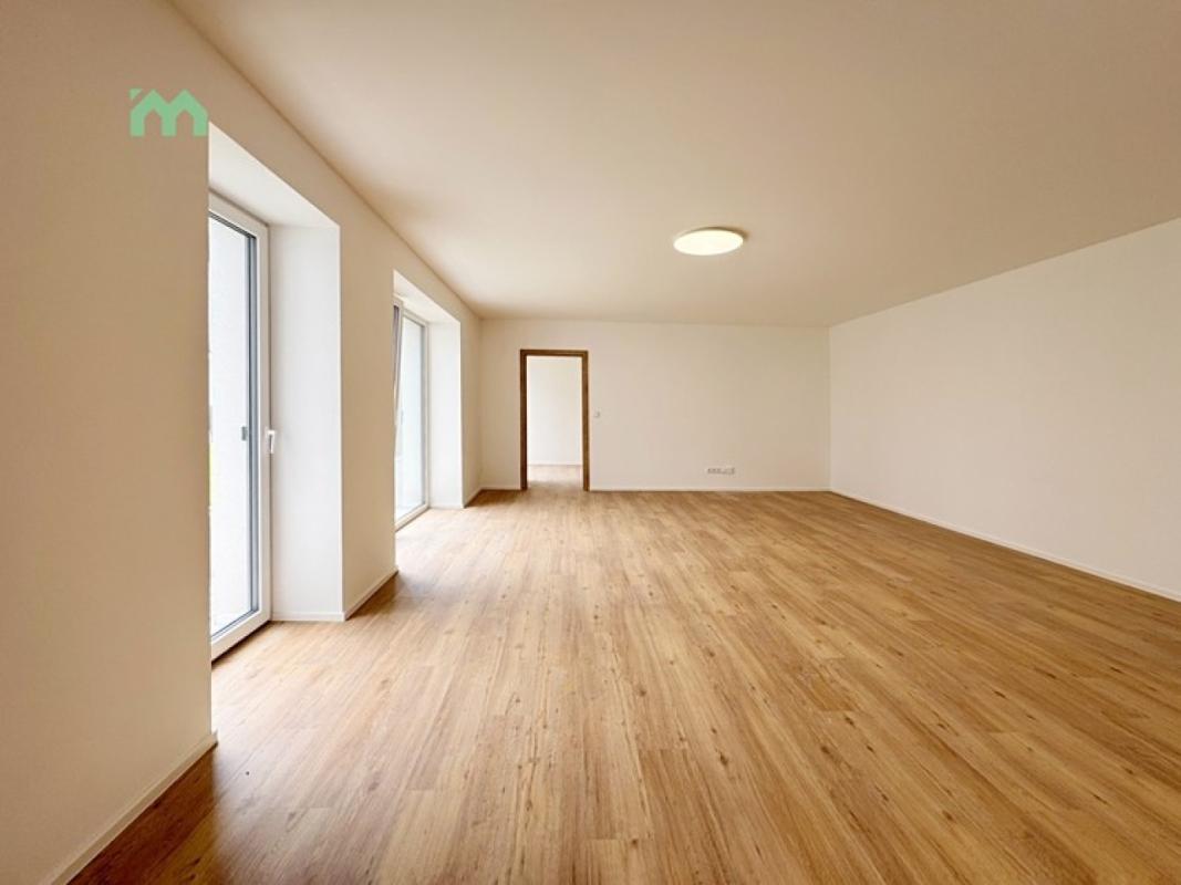 Pronájem bytu 2+kk 81 m² — fotografie 8