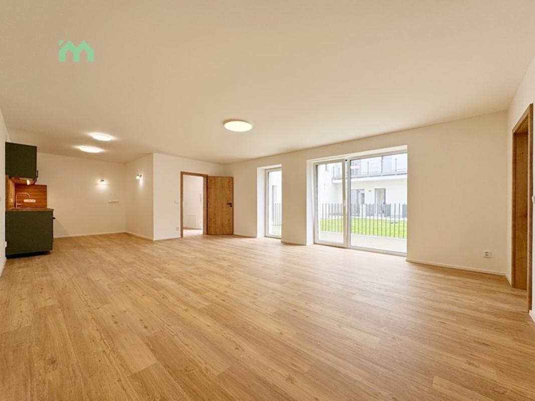 Pronájem bytu 2+kk 81 m² — fotografie 10