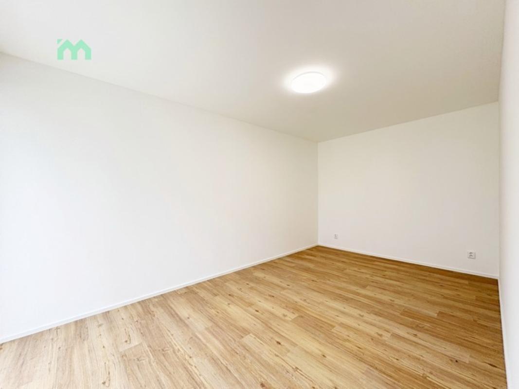 Pronájem bytu 2+kk 81 m² — fotografie 22