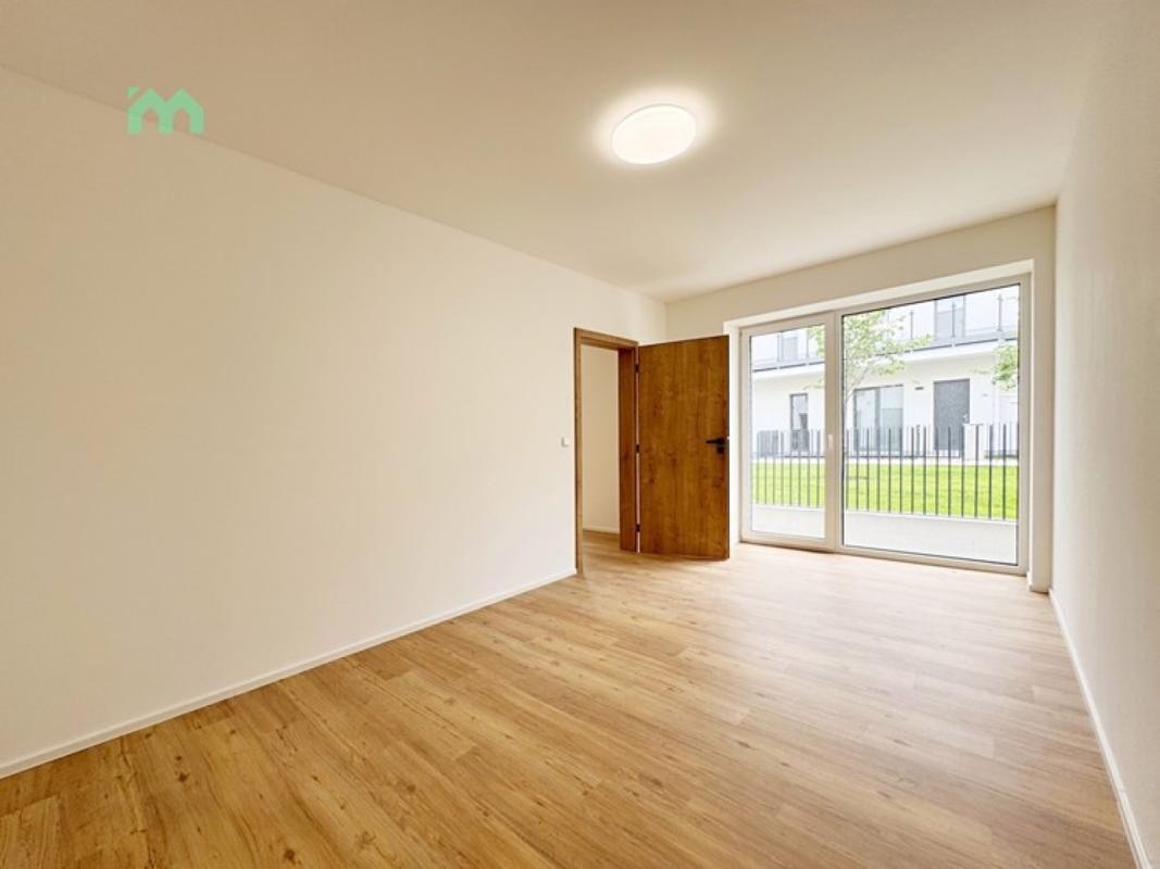 Pronájem bytu 2+kk 81 m² — fotografie 24