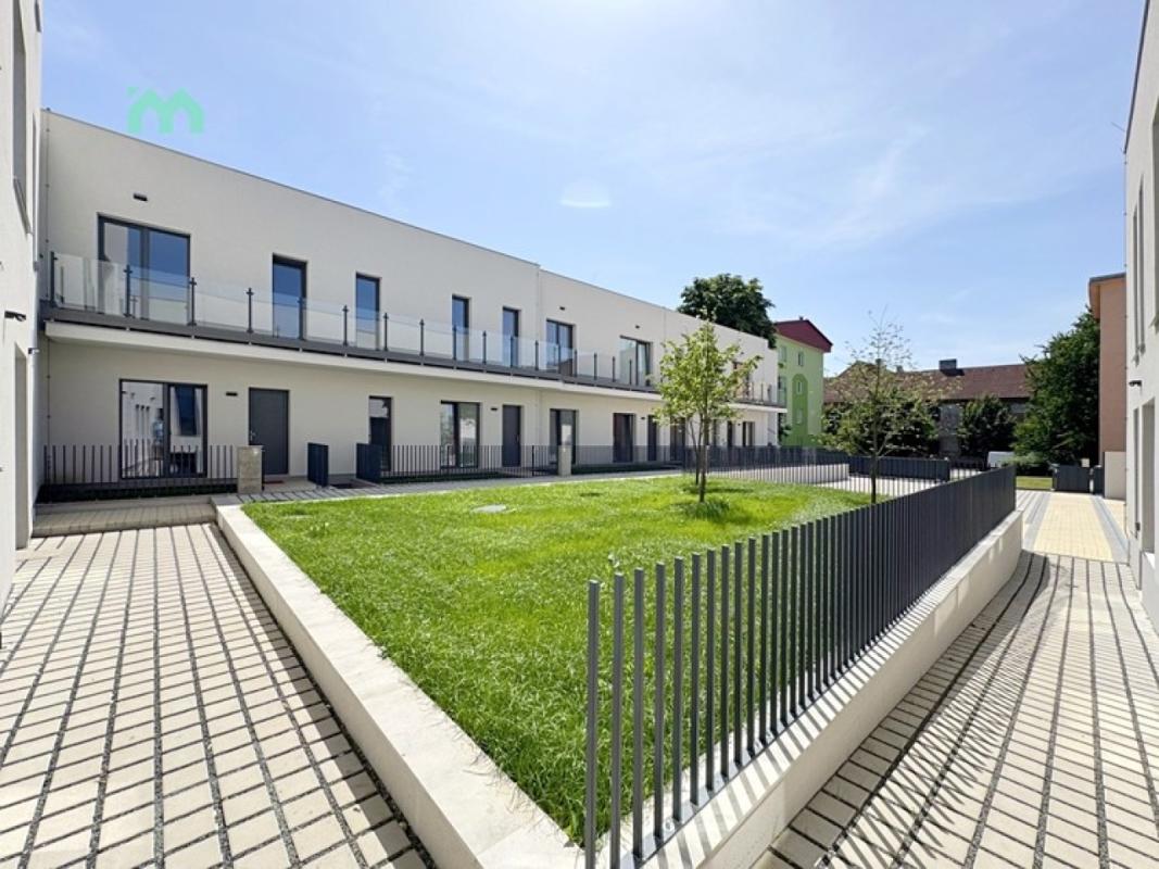 Pronájem bytu 2+kk 81 m² — fotografie 29
