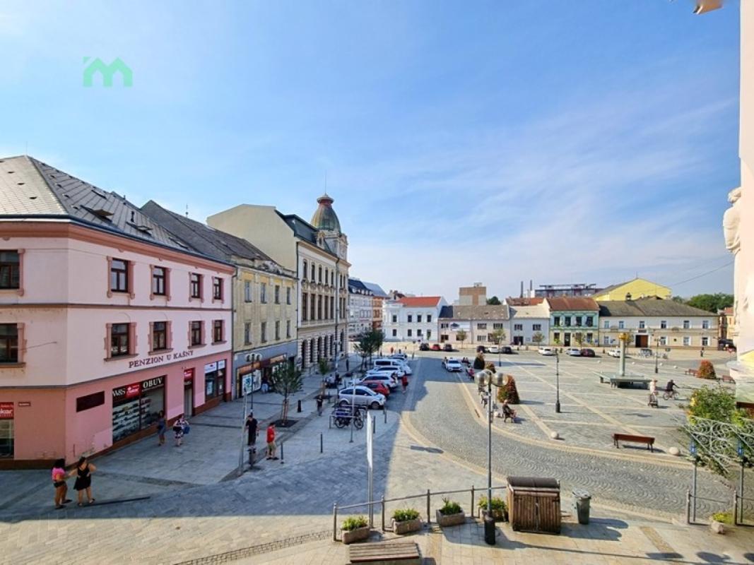 Pronájem kanceláře 90 m² — fotografie 17