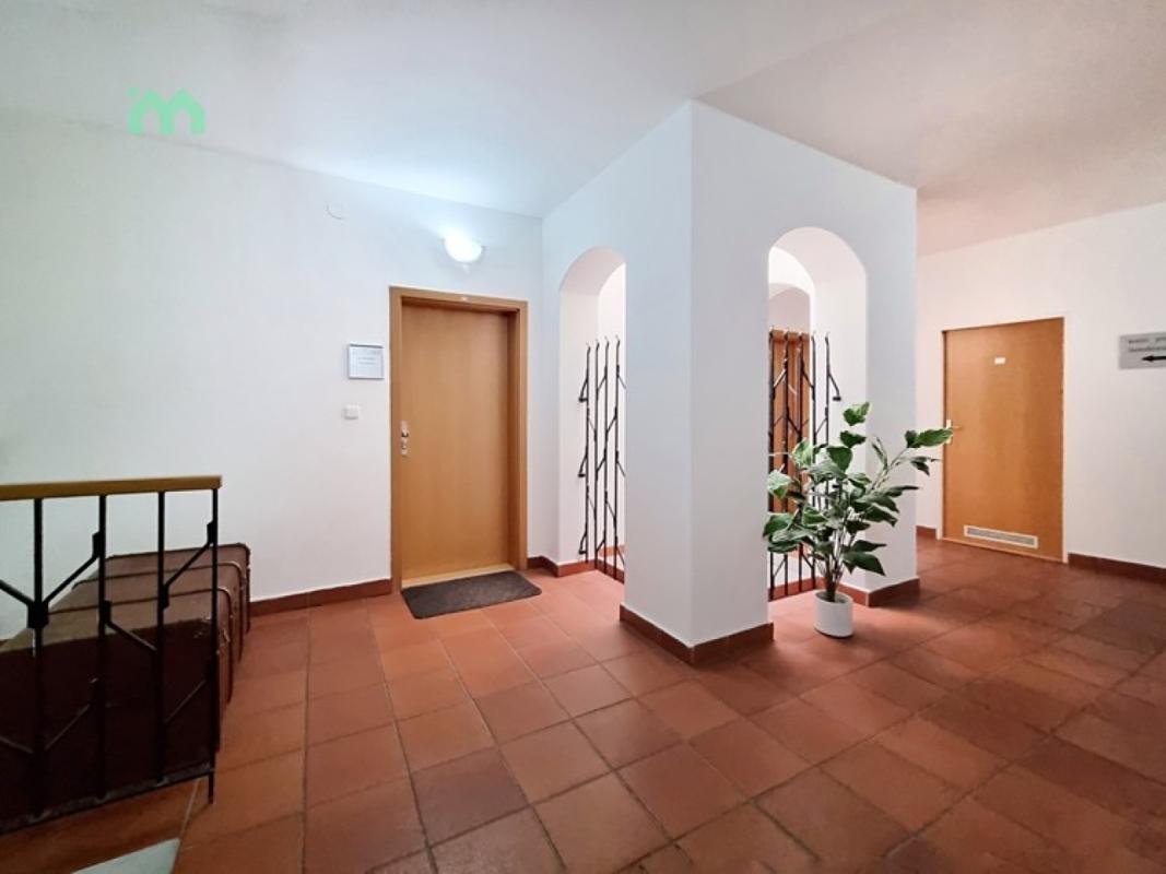 Pronájem kanceláře 90 m² — fotografie 24