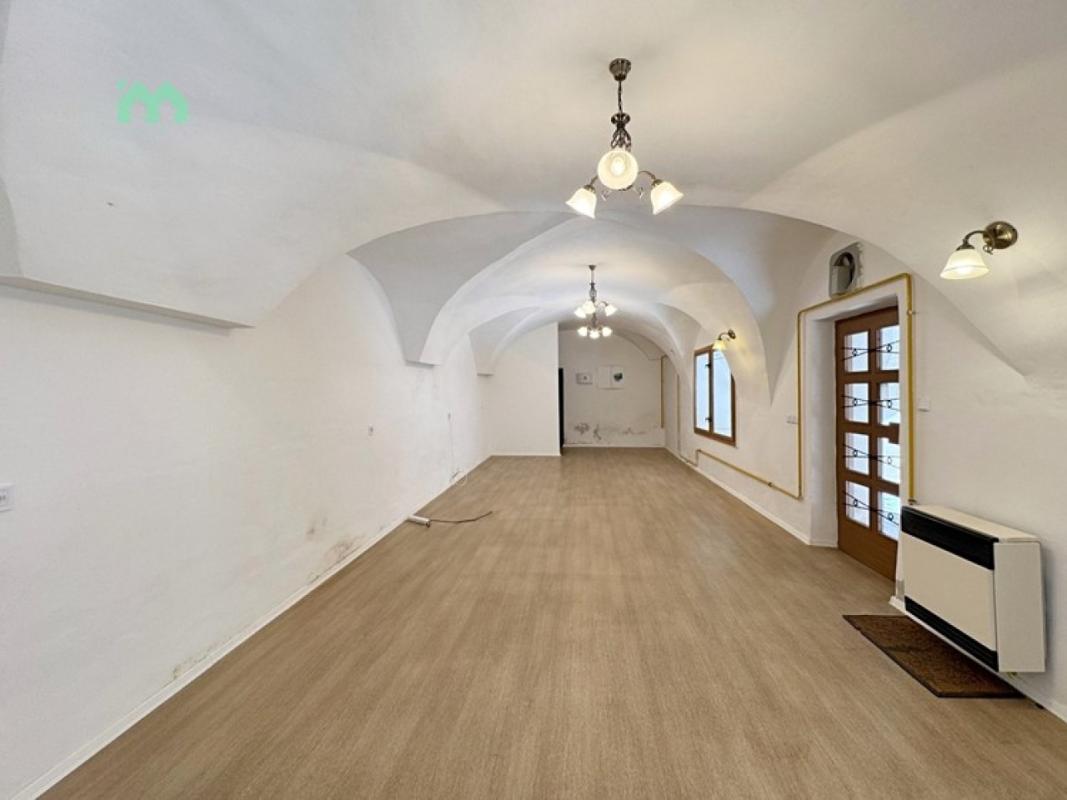 Pronájem obchodního prostoru 48 m² — fotografie 3
