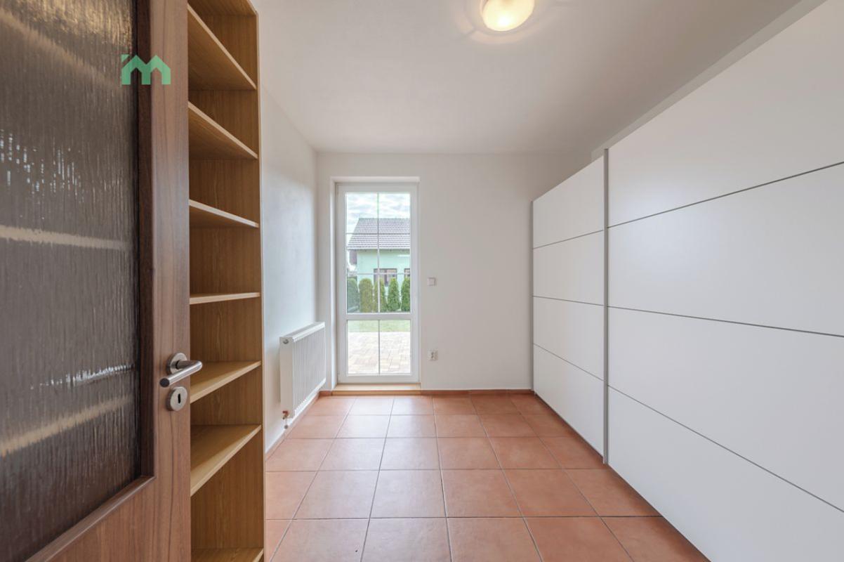 Prodej rodinného domu 106 m², pozemek 420 m² — fotografie 17