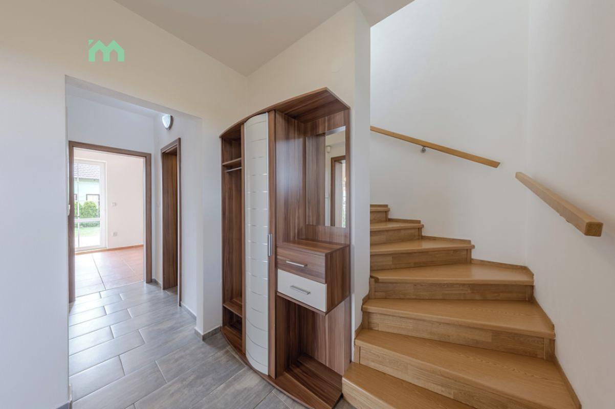 Prodej rodinného domu 106 m², pozemek 420 m² — fotografie 23