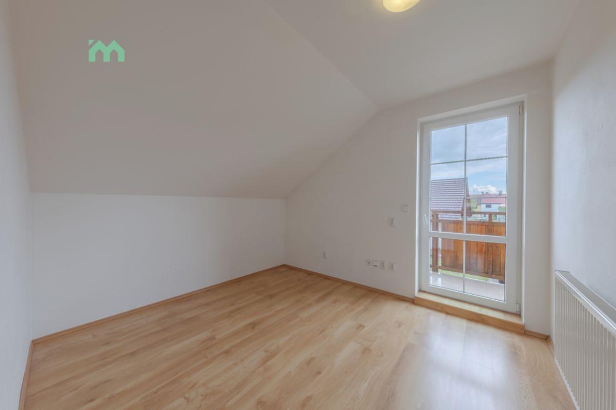 Prodej rodinného domu 106 m², pozemek 420 m² — fotografie 32