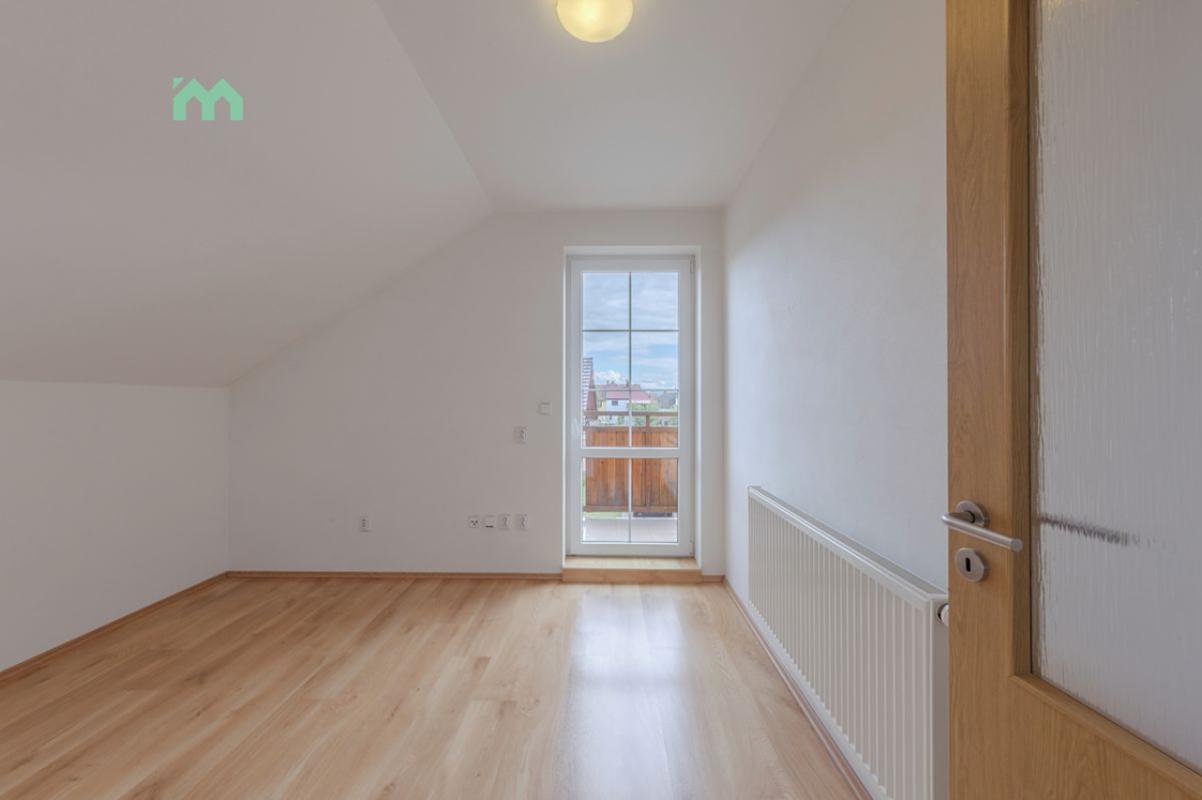 Prodej rodinného domu 106 m², pozemek 420 m² — fotografie 33