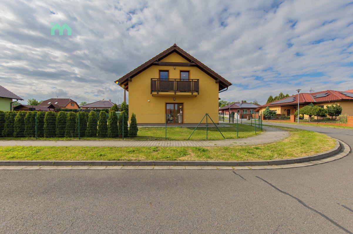 Prodej rodinného domu 106 m², pozemek 420 m² — fotografie 38