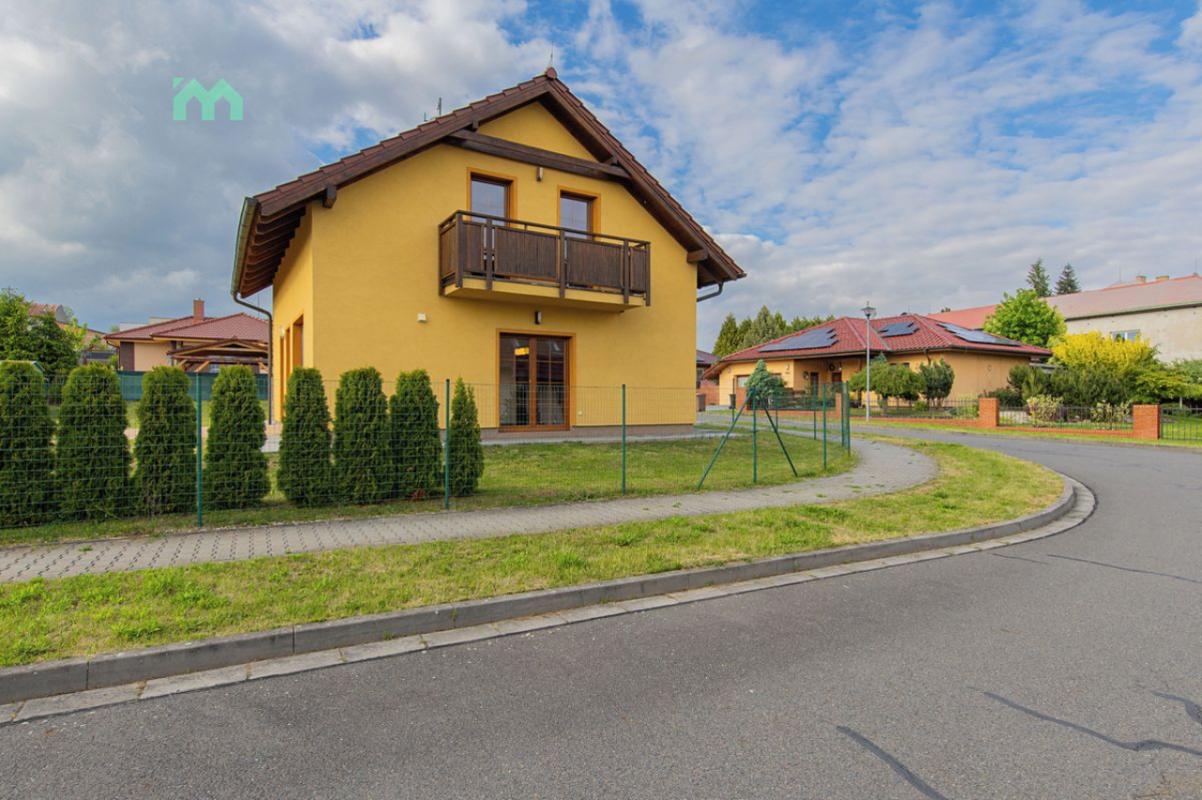 Prodej rodinného domu 106 m², pozemek 420 m² — fotografie 40
