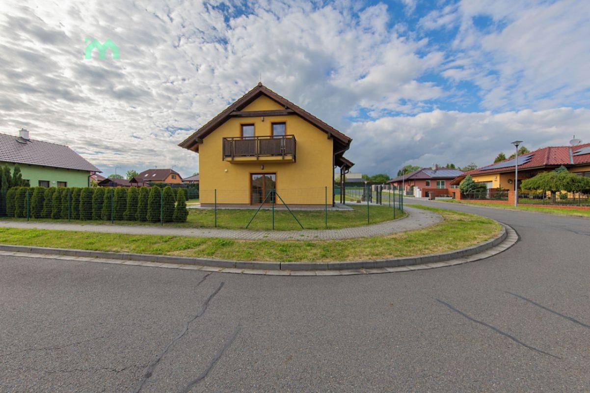 Prodej rodinného domu 106 m², pozemek 420 m² — fotografie 41